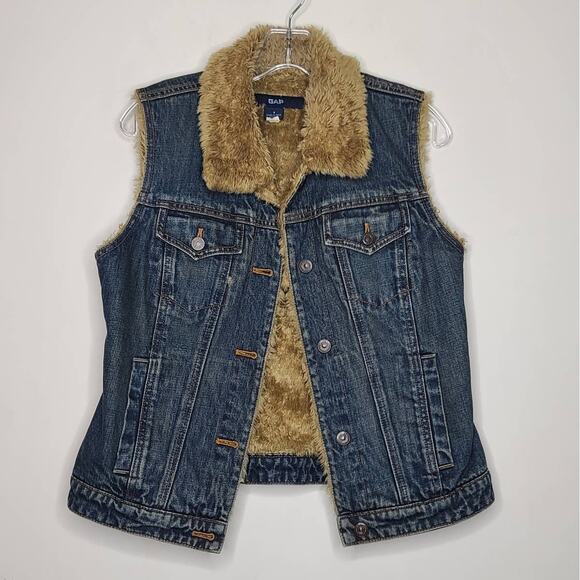 Gap faux fur lined denim vest - small - Picture 1 of 4